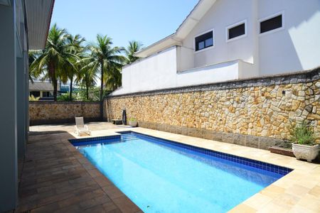 Casa de condomínio à venda com 550m², 5 quartos e 6 vagasÁrea Externa - Piscina