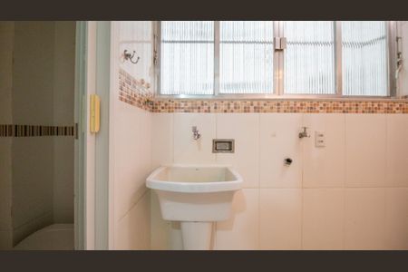 Apartamento à venda com 97m², 4 quartos e 1 vagaÁrea de Serviço