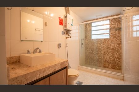 Apartamento à venda com 97m², 4 quartos e 1 vagaBanheiro Suite