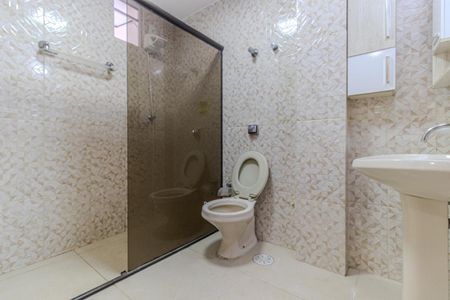 Apartamento para alugar com 116m², 2 quartos e sem vagaBanheiro