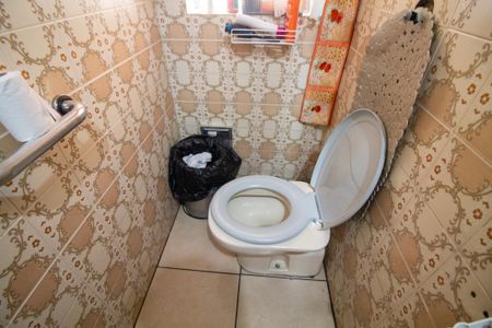 Casa à venda com 90m², 3 quartos e 2 vagasLavabo