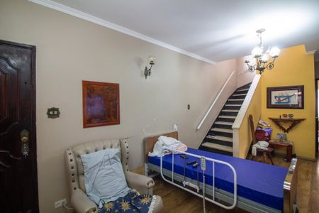 Casa à venda com 90m², 3 quartos e 2 vagasSala