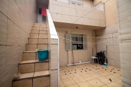 Casa à venda com 90m², 3 quartos e 2 vagasQuintal