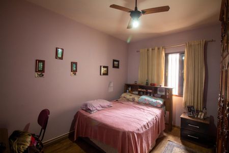 Casa à venda com 90m², 3 quartos e 2 vagasQuarto 1