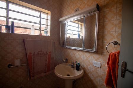 Casa à venda com 90m², 3 quartos e 2 vagasBanheiro