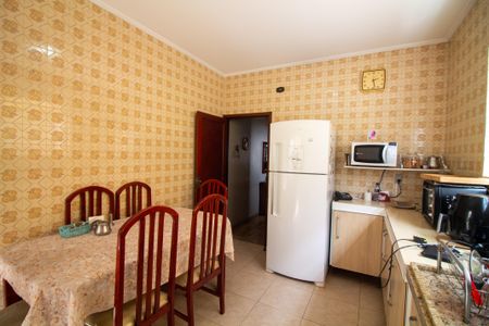 Casa à venda com 90m², 3 quartos e 2 vagasCozinha