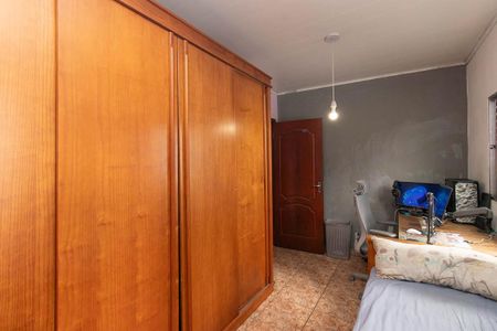 Casa à venda com 213m², 3 quartos e 3 vagasQuarto 2