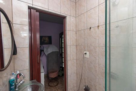 Casa à venda com 213m², 3 quartos e 3 vagasBanheiro da Suíte