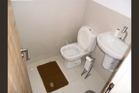 Casa à venda com 1 quarto, 95m² em Butantã, São Paulo