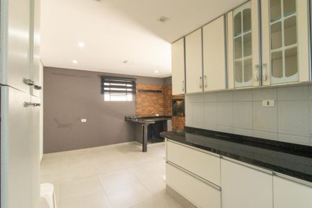 Casa para alugar com 108m², 3 quartos e 2 vagas Casa para alugar com 108m², 3 quartos e 2 vagasCozinha