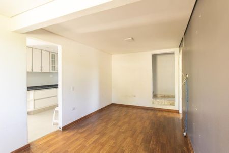 Sala de casa para alugar com 3 quartos, 108m² em Santa Quiteria, Curitiba