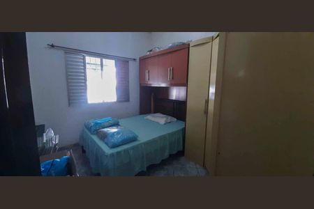 Quarto 1 de casa à venda com 2 quartos, 250m² em Jardim Roberto, Osasco