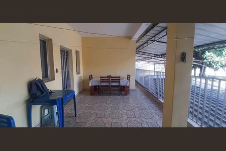 Casa à venda com 250m², 2 quartos e 10 vagas Casa à venda com 250m², 2 quartos e 10 vagasÁrea comum