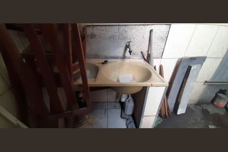 Casa à venda com 250m², 2 quartos e 10 vagas Casa à venda com 250m², 2 quartos e 10 vagasÁrea de Serviço