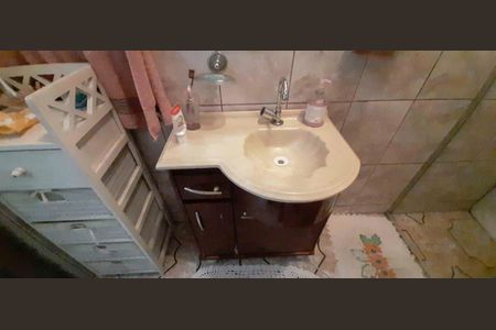 Casa à venda com 250m², 2 quartos e 10 vagas Casa à venda com 250m², 2 quartos e 10 vagasBanheiro