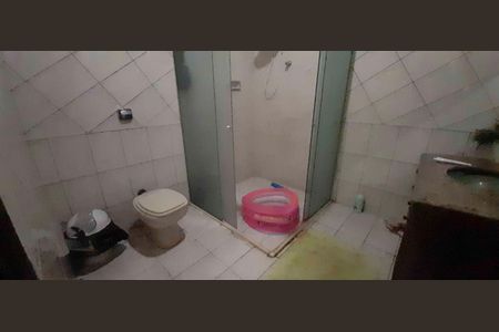 Casa à venda com 250m², 3 quartos e 10 vagasBanheiro