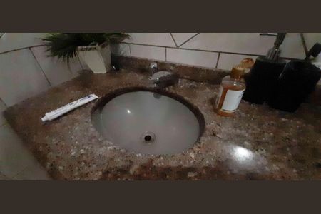 Casa à venda com 250m², 3 quartos e 10 vagasBanheiro