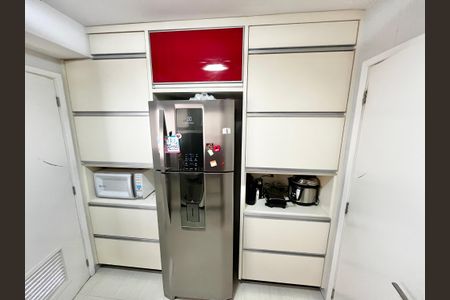 Apartamento à venda com 122m², 4 quartos e 2 vagas Apartamento à venda com 122m², 4 quartos e 2 vagasCozinha