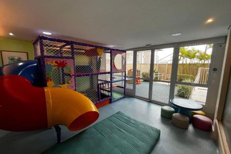 Apartamento à venda com 122m², 4 quartos e 2 vagas Apartamento à venda com 122m², 4 quartos e 2 vagasBrinquedoteca