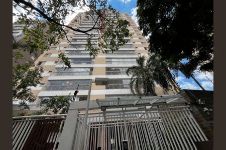 Apartamento à venda com 122m², 4 quartos e 2 vagas Apartamento à venda com 122m², 4 quartos e 2 vagasFachada