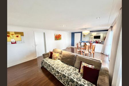 Apartamento à venda com 122m², 4 quartos e 2 vagas Apartamento à venda com 122m², 4 quartos e 2 vagasSala