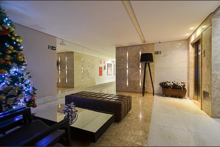 Apartamento à venda com 44m², 1 quarto e 2 vagasHall de entrada