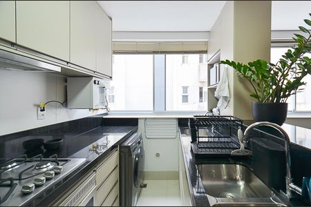 Cozinha de apartamento à venda com 1 quarto, 44m² em Funcionários, Belo Horizonte