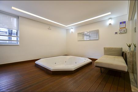 Apartamento à venda com 44m², 1 quarto e 2 vagasSPA