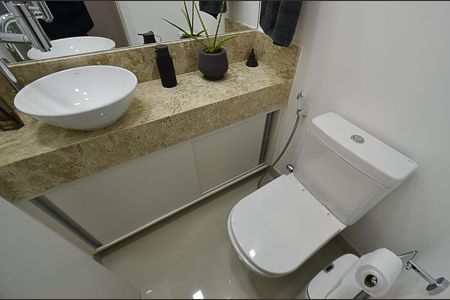 Apartamento à venda com 44m², 1 quarto e 2 vagasLavabo