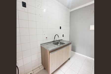 Cozinha de apartamento à venda com 2 quartos, 48m² em Conceicao, Osasco