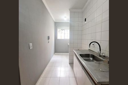 Cozinha de apartamento à venda com 2 quartos, 48m² em Conceicao, Osasco