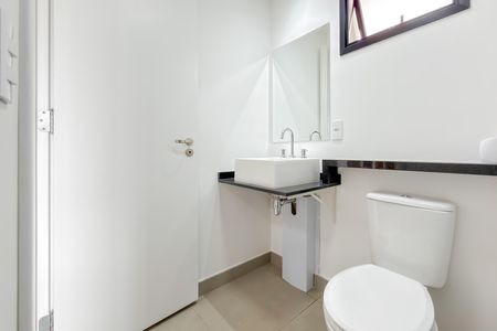 Apartamento para alugar com 32m², 1 quarto e sem vaga Apartamento para alugar com 32m², 1 quarto e sem vagaBanheiro