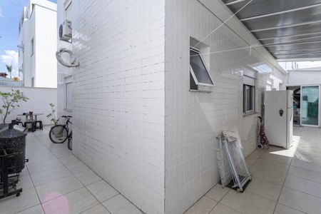 Apartamento à venda com 170m², 3 quartos e 2 vagas Apartamento à venda com 170m², 3 quartos e 2 vagasÁrea privativa