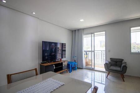 Apartamento para alugar com 67m², 2 quartos e 2 vagasSala