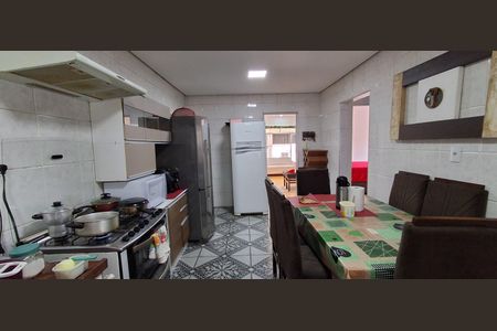 Casa à venda com 423m², 4 quartos e 3 vagas Casa à venda com 423m², 4 quartos e 3 vagasCozinha