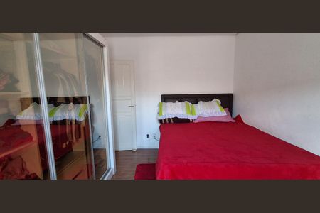 Casa à venda com 423m², 4 quartos e 3 vagas Casa à venda com 423m², 4 quartos e 3 vagasQuarto 2