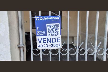 Casa à venda com 423m², 4 quartos e 3 vagas Casa à venda com 423m², 4 quartos e 3 vagasPlaquinha