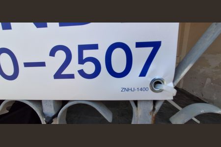 Casa à venda com 423m², 4 quartos e 3 vagas Casa à venda com 423m², 4 quartos e 3 vagasCódigo plaquinha