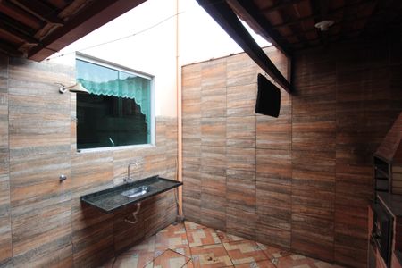 Casa de condomínio à venda com 102m², 2 quartos e 1 vagaÁrea Gourmet