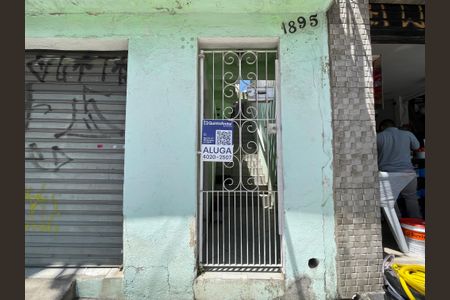 Casa para alugar com 60m², 1 quarto e sem vaga Casa para alugar com 60m², 1 quarto e sem vagaFachada+Placa