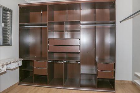 Casa à venda com 144m², 2 quartos e 2 vagasSuíte 1