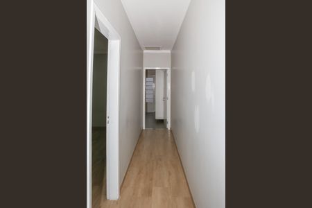 Casa à venda com 144m², 2 quartos e 2 vagasCorredor