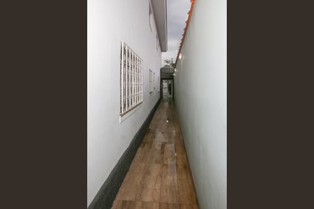 Casa à venda com 144m², 2 quartos e 2 vagasCorredor