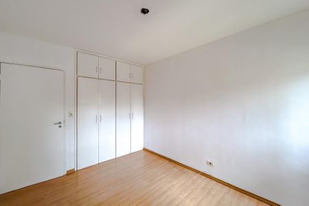 Apartamento à venda com 77m², 2 quartos e 1 vagaQuarto 2