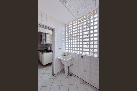 Apartamento à venda com 77m², 2 quartos e 1 vagaÁrea de Serviço