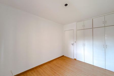 Apartamento à venda com 77m², 2 quartos e 1 vagaQuarto 2
