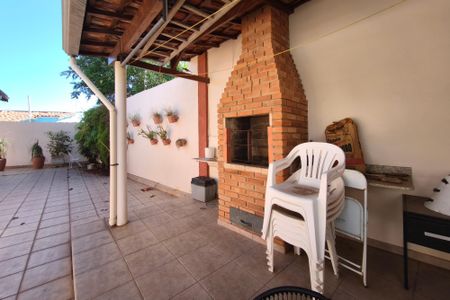 Casa à venda com 200m², 4 quartos e 4 vagasÁrea gourmet