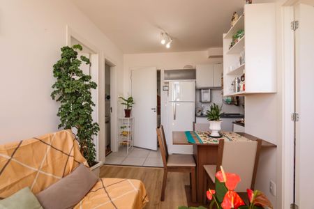 Sala de apartamento para alugar com 2 quartos, 38m² em Jardim Miriam, São Paulo