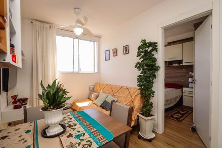 Sala de apartamento para alugar com 2 quartos, 38m² em Jardim Miriam, São Paulo