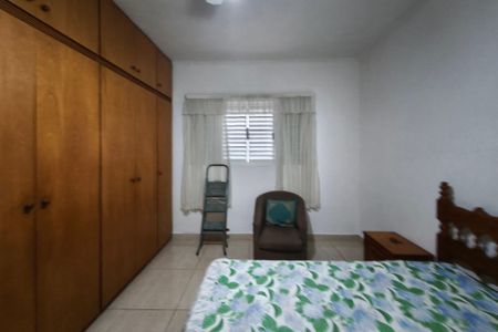 Casa para alugar com 300m², 3 quartos e 2 vagas Casa para alugar com 300m², 3 quartos e 2 vagasQuarto 1